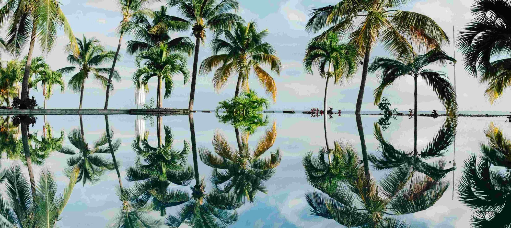 DIA 5: EXCURSÃO DE CATAMARÃ E FESTA NA PRAIA