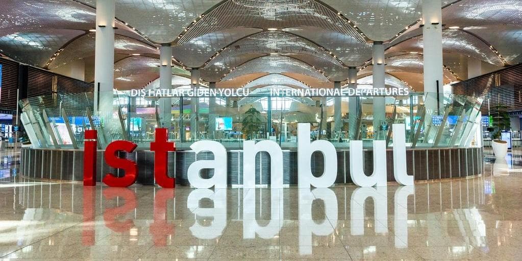 DÍA 01 CIUDAD DE ORIGEN – ESTAMBUL