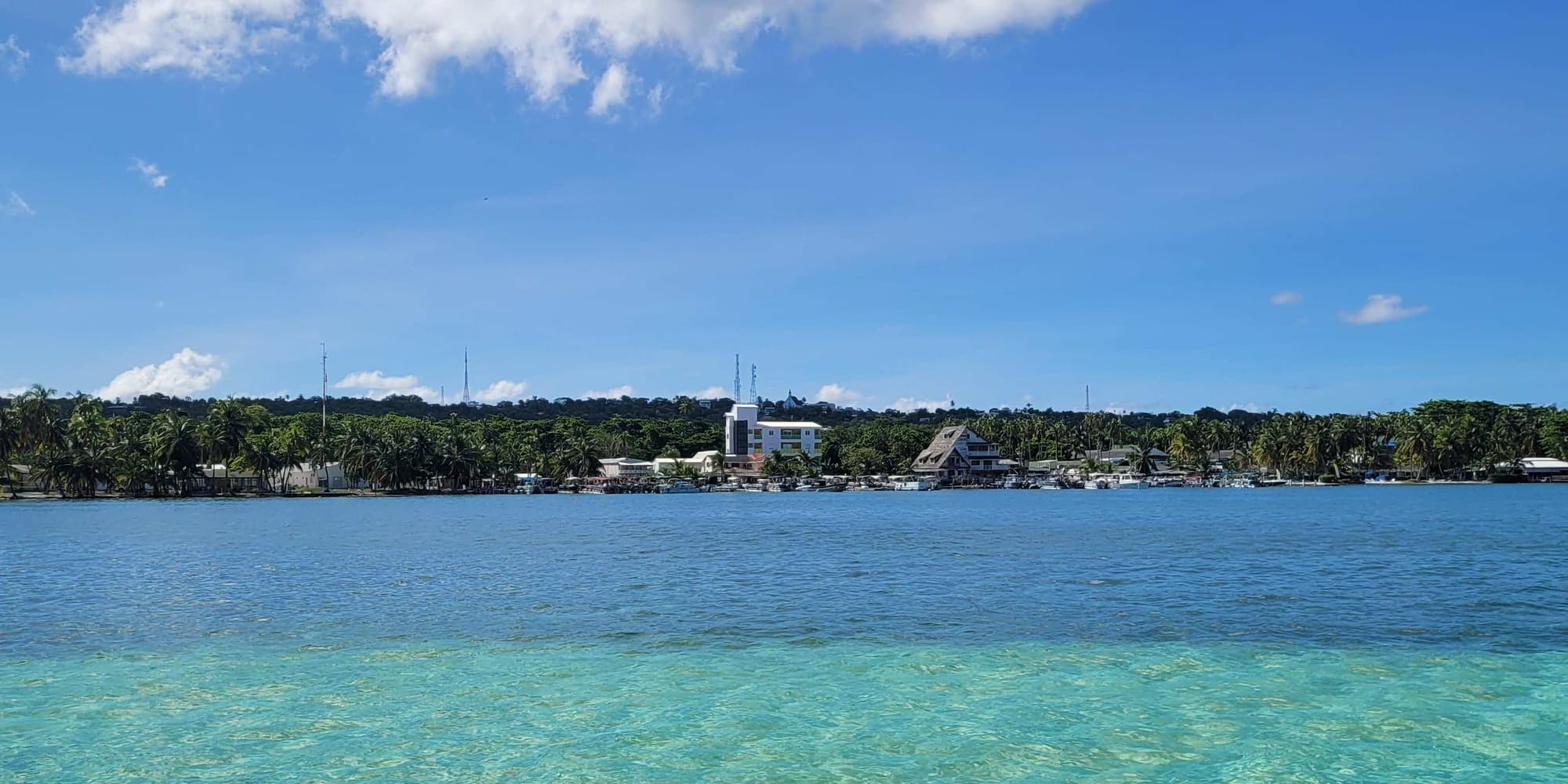 Day 6. San Andres - Johnny Cay Aquarium with shared lunch