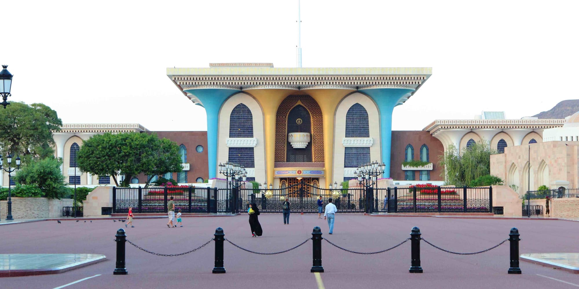 Jour 3 : Mascate – Birkat al Mawz – Nizwa – Jabreen – Jebel Shams – Bahla – Mascate