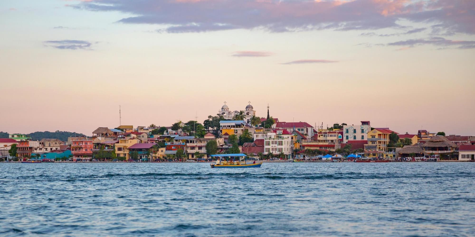 6° giorno:​ La Antigua - Petén