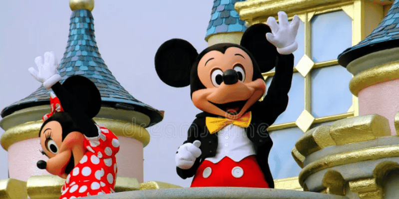 DÍA 10 PARÍS - DISNEYLAND