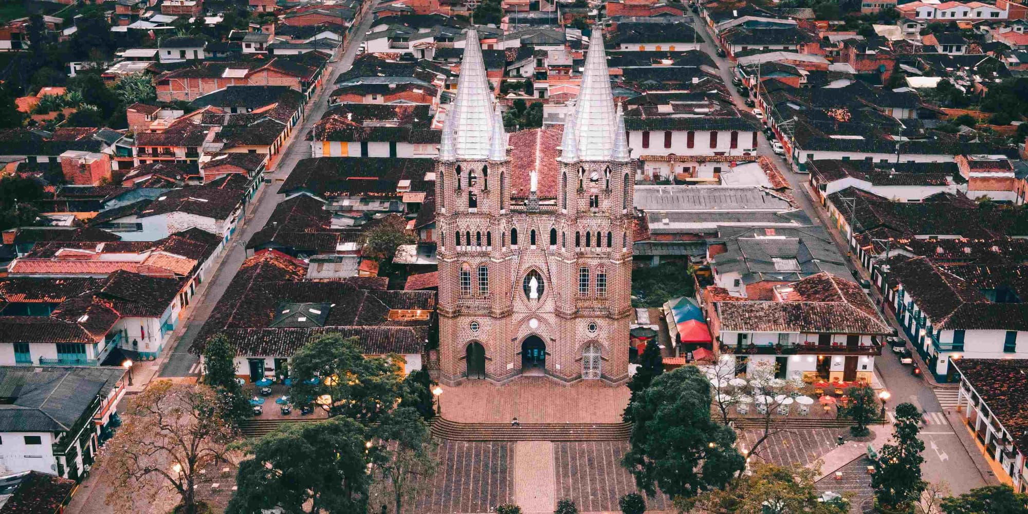 DÍA 5: LA MINA DE SAL DE ZIPAQUIRÁ – TEMPLO BAJO LA TIERRA