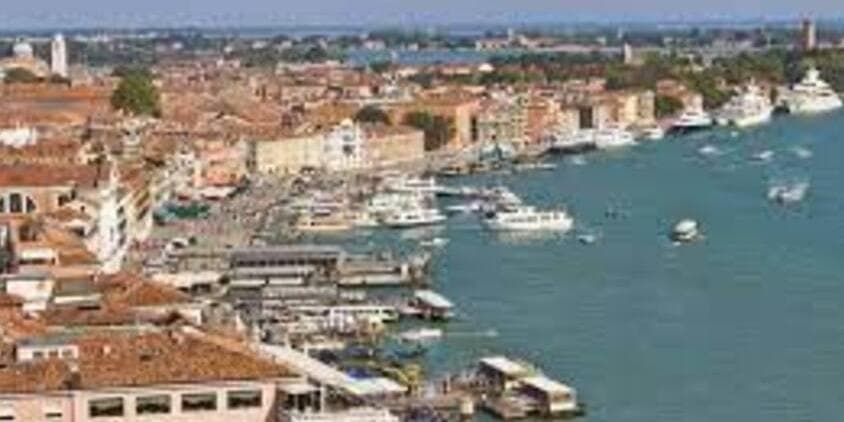 Día 20º (Miércoles) VIENA-VENECIA