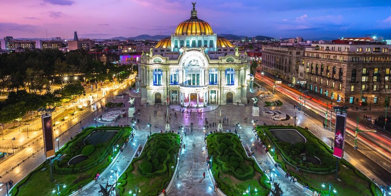 DÍA 1 VIERNES LLEGADA A MÉXICO