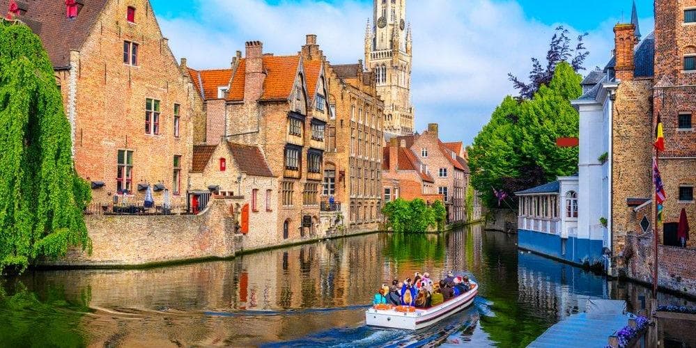 DAY 10 BRUSSELS – BRUGES – LONDON BUS 386 KM