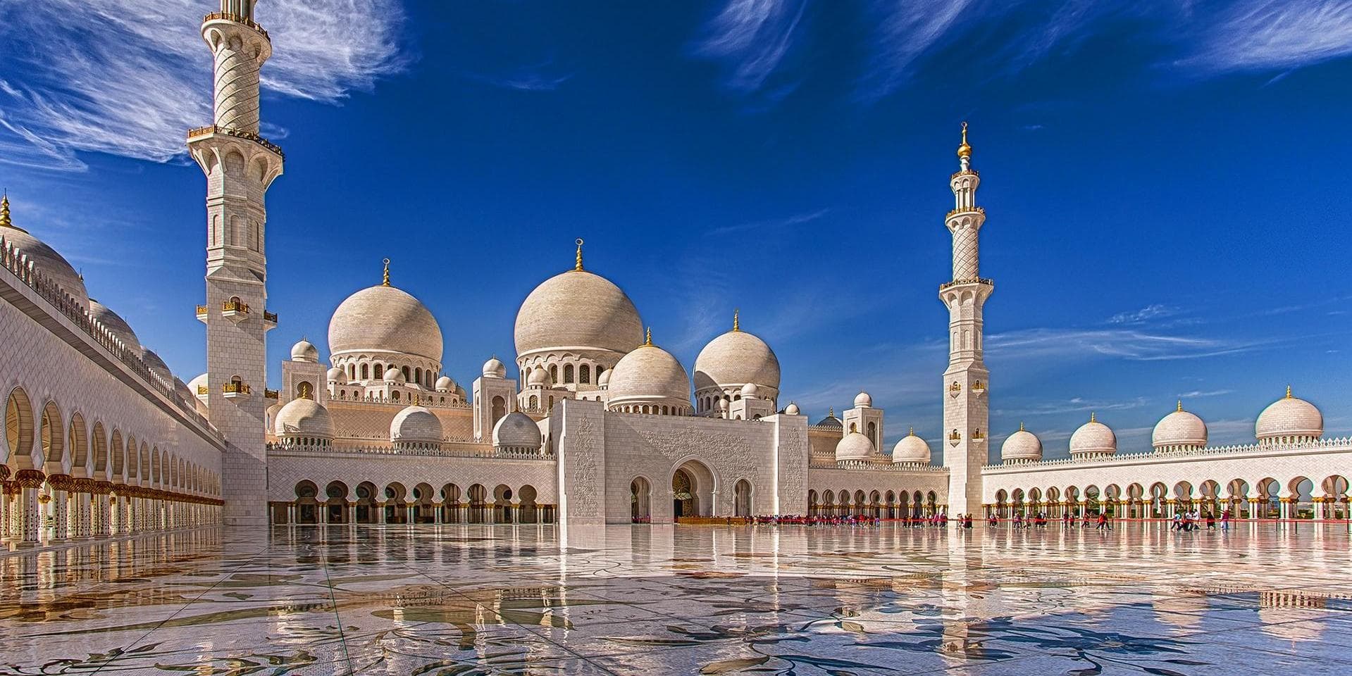 DAY 11 - DUBAI - Excursion to Abu Dhabi