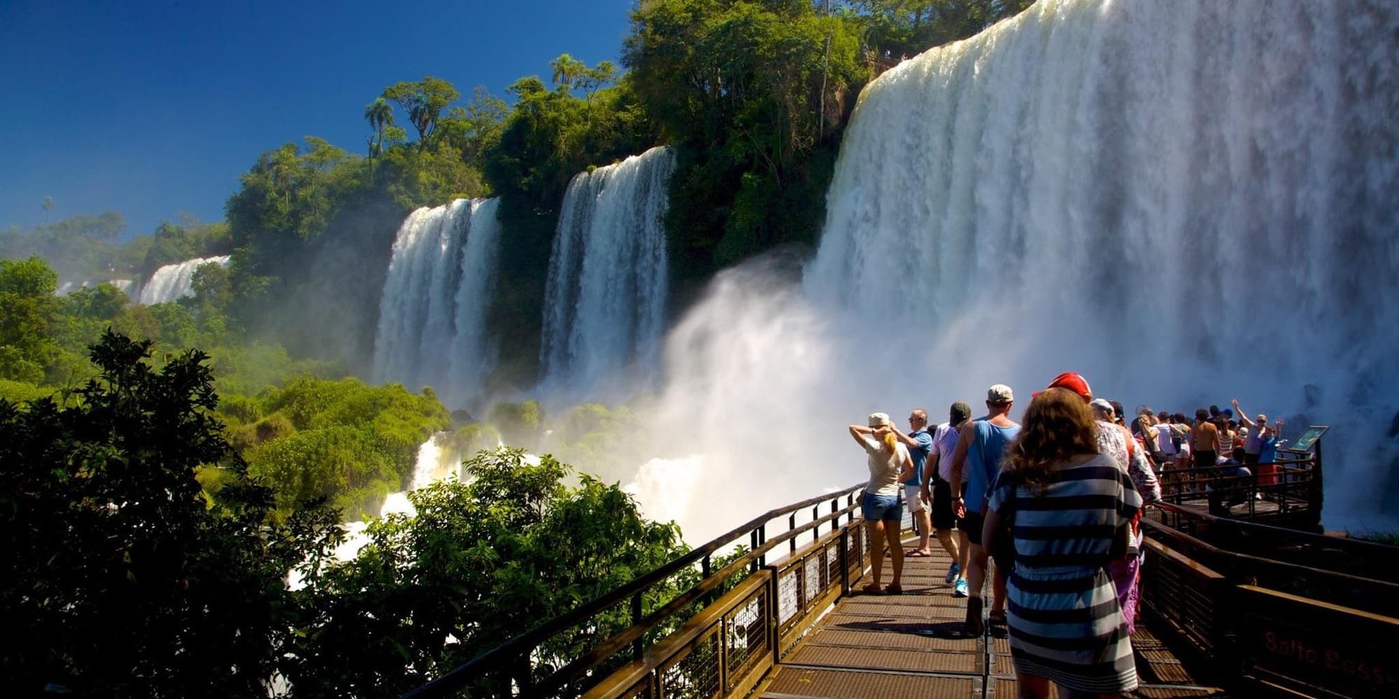 Día 2 | Buenos Aires - Puerto Iguazú, hacia la selva de maravillas