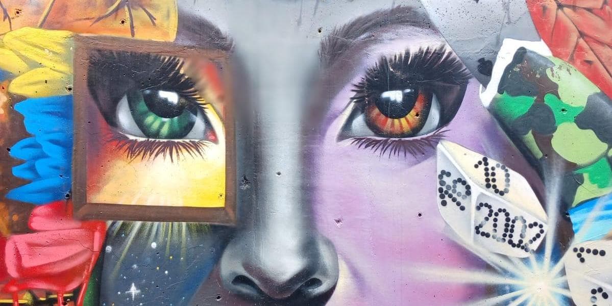 Day 7. Medellín Tour Guatapé and Peñol with helicopter flight over the area. 