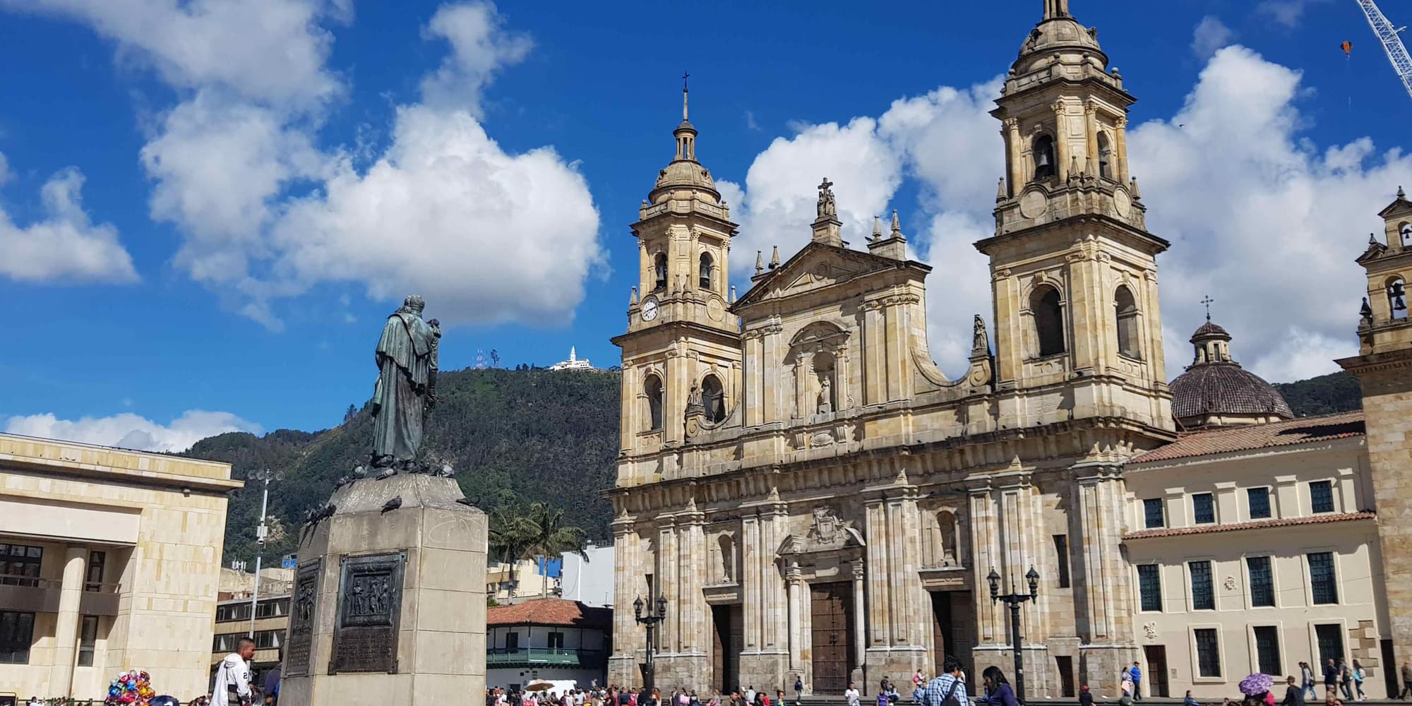 Dia 1 Bogotá - Traslado de chegada 