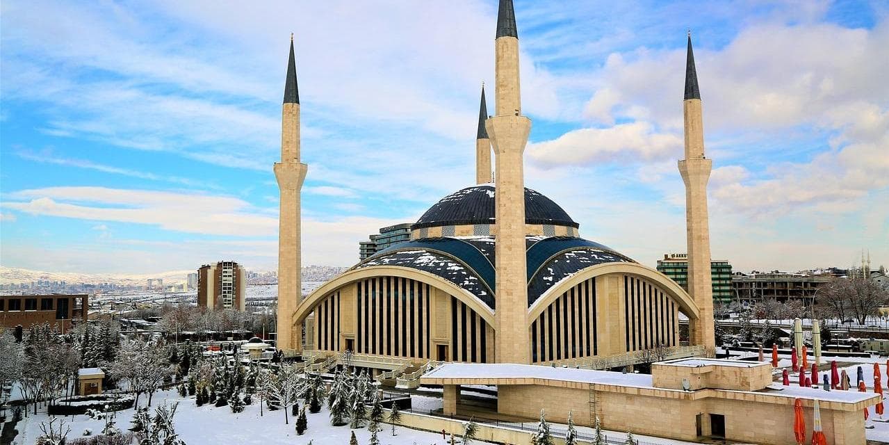 4. Giorno Istanbul / Ankara / Cappadocia (737 km)