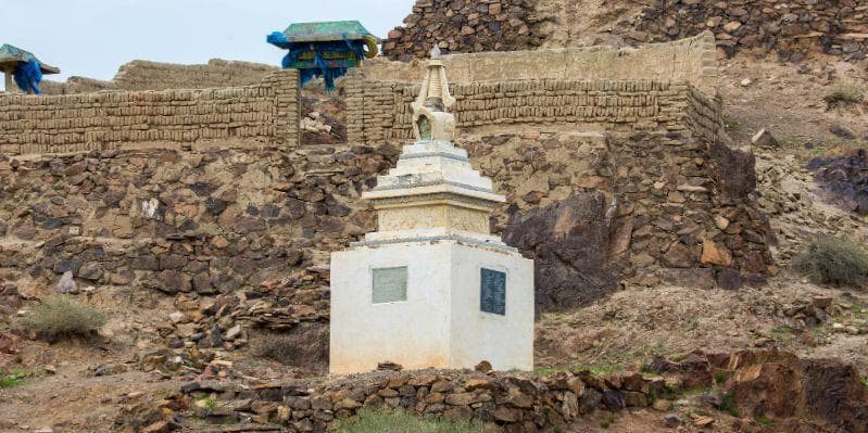 BAYANZAG/MONASTERO ONGIIN KHIID