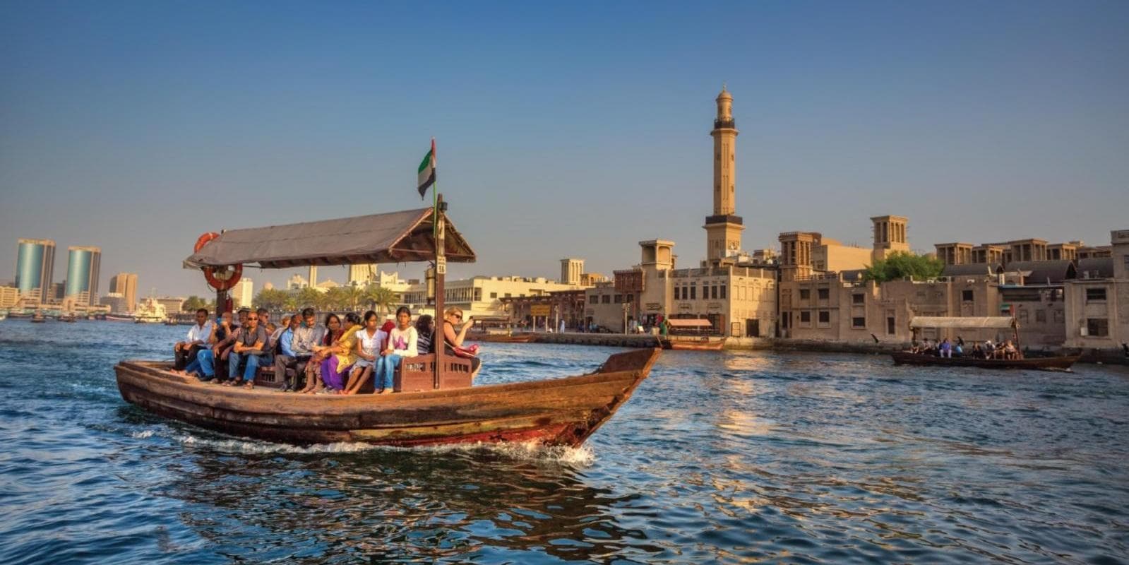 DAY 2: MONDAY- DUBAI (70KM) (B,L,D)