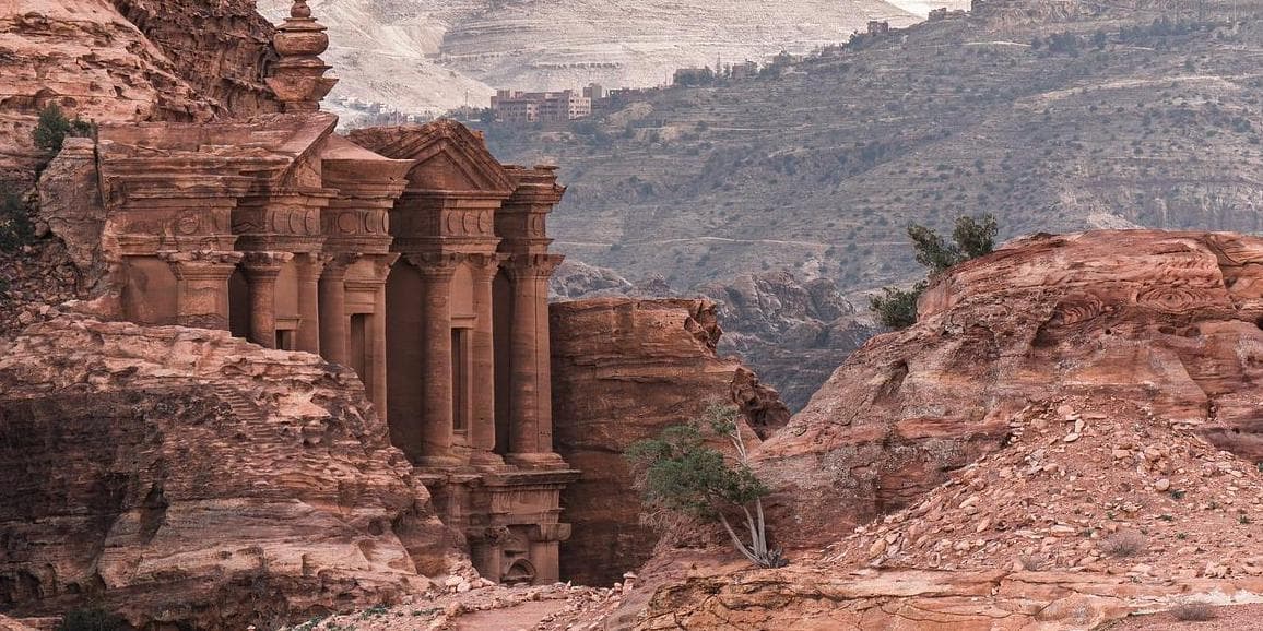 Día 11 | Miércoles | AMMAN - AEROPUERTO AMMAN