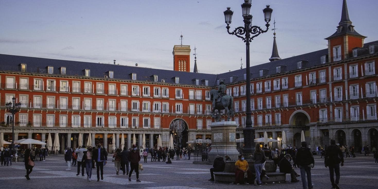 Día 7º (Sábado) MADRID - 21 de febrero de 2026 