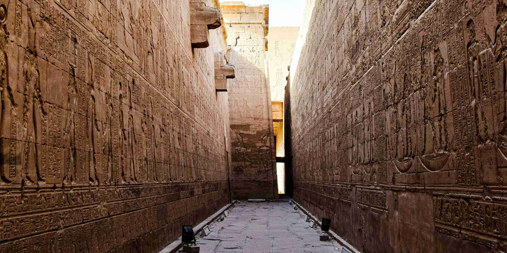 Jour 7 : Assouan - Kom Ombo - Edfou