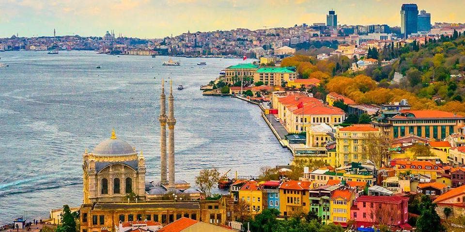 DÍA 01 CIUDAD DE ORIGEN – ESTAMBUL 