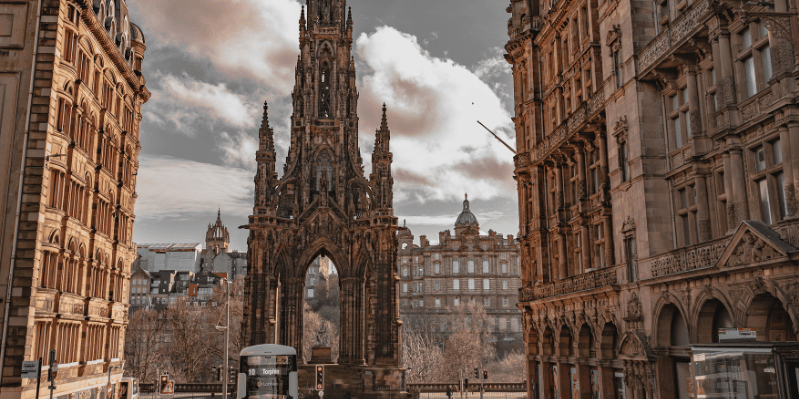 GIORNO 1 : ITALIA - EDIMBURGO