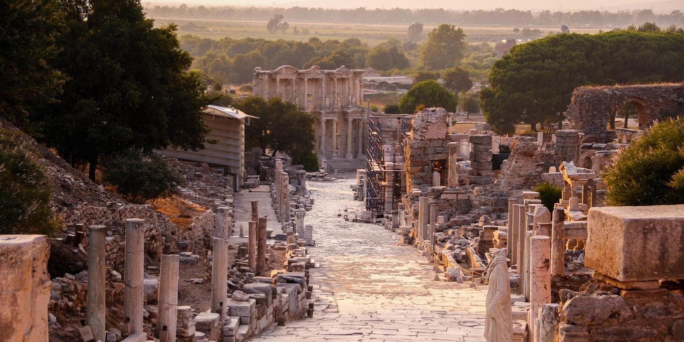 DAY 07: PAMUKKALE - SELCUK - IZMIR/KUSADASI 