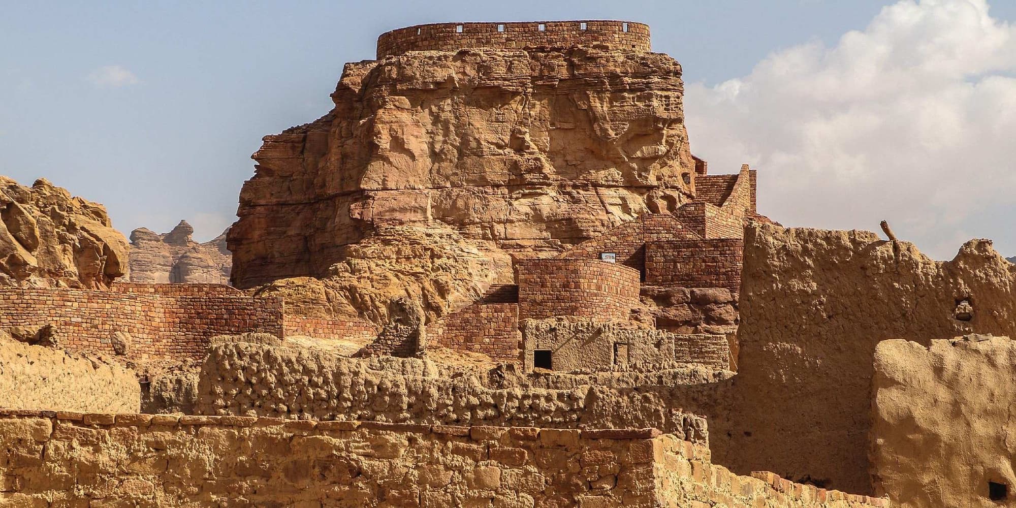 DAY 4: MONDAY - HA’IL – JUBBAH – AL ULA (580 km)