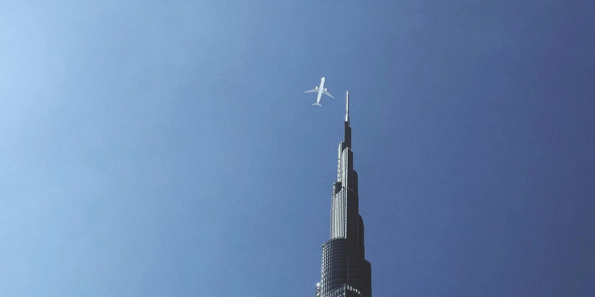  DIA 14 (VIERNES) DUBÁI 