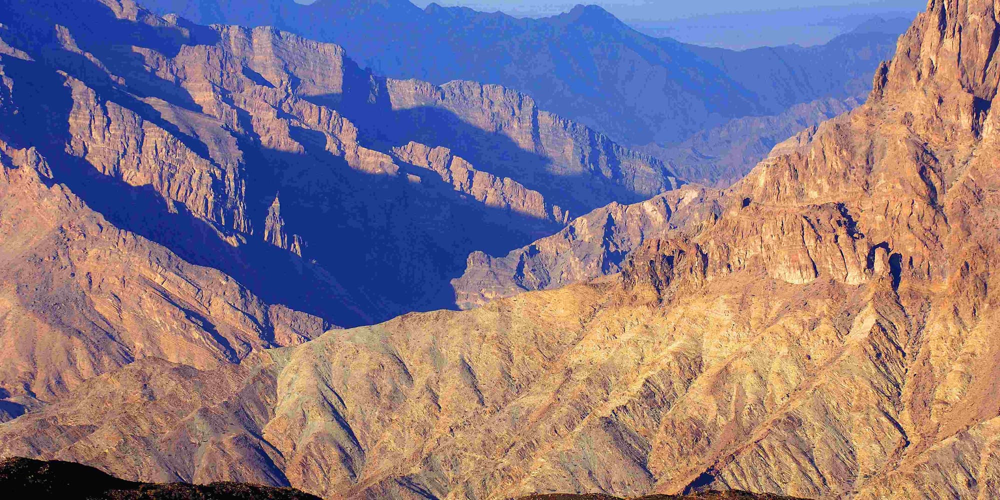 DAY 3: MUSCAT – SUR [340 km] 