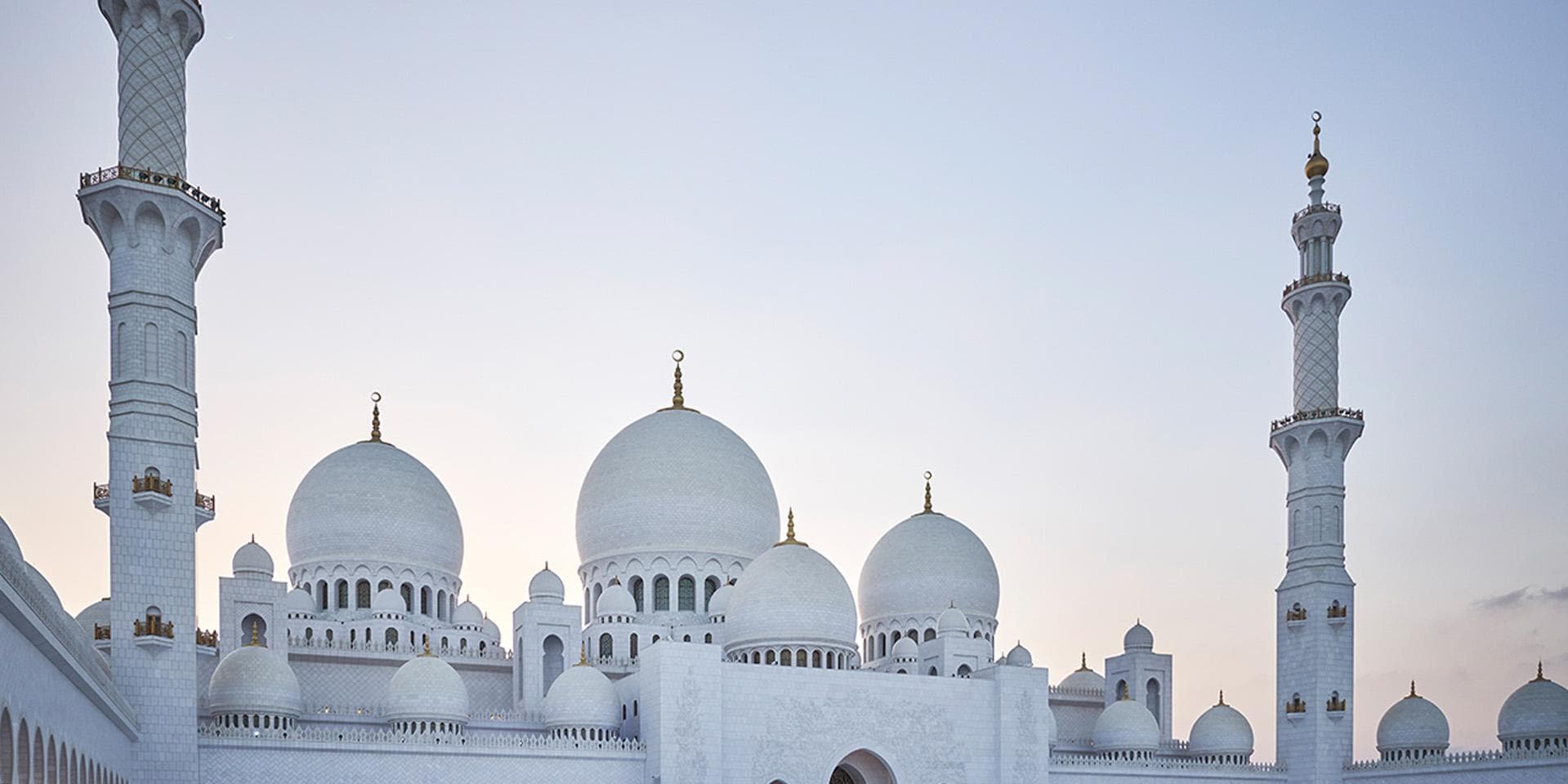 DAY 4: DUBAI – ABU DHABI