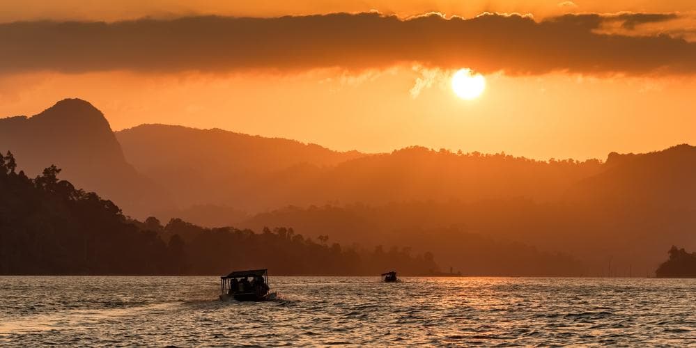 DÍA 4: AVENTURA EN EL LAGO CHEOW LAN