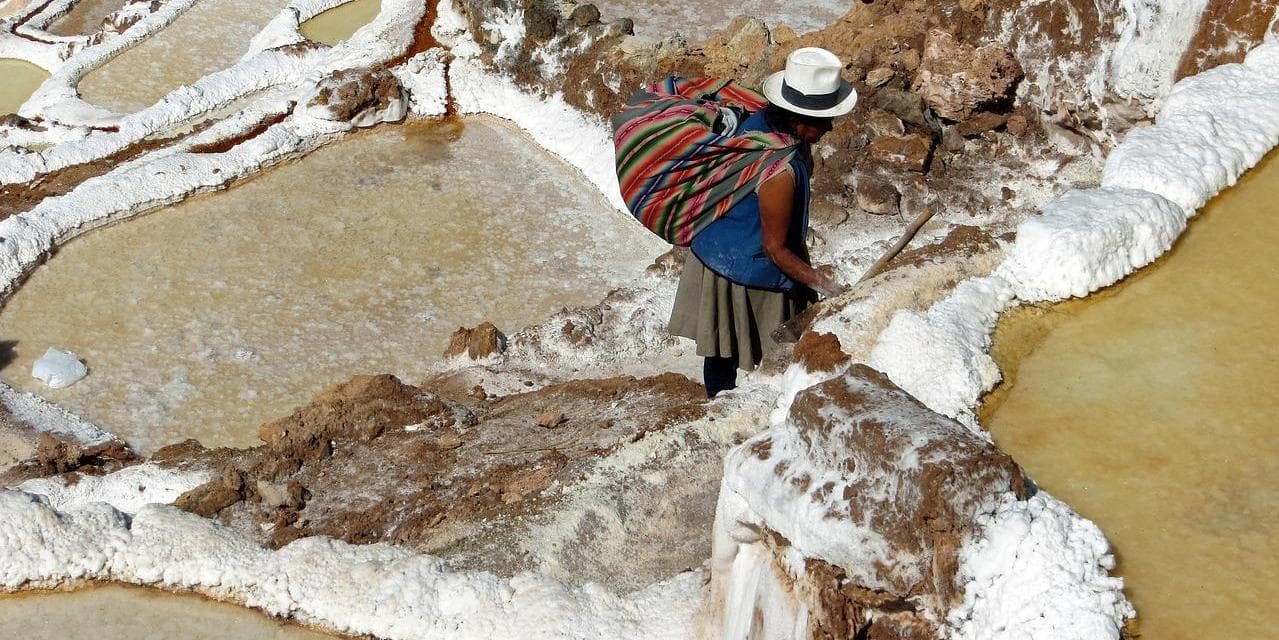 3° giorno: CUSCO / CHINCHERO / VALLE SACRA / AGUAS CALIENTES