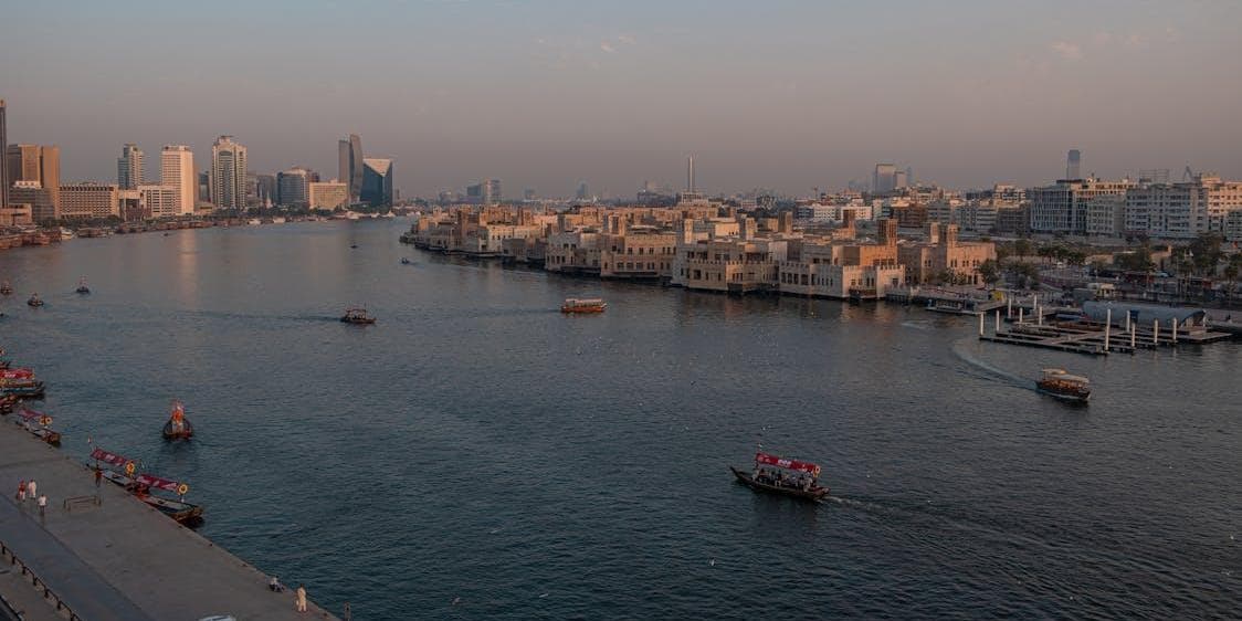 DAY 02 CLASSIC DUBAI