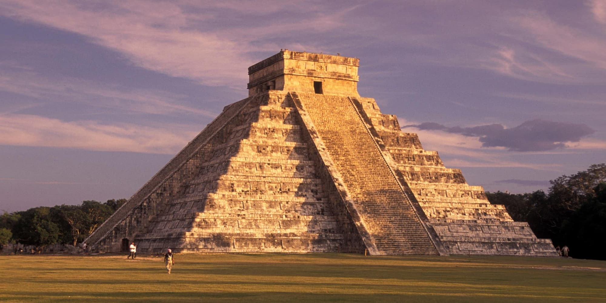 Tour a zona arqueológica de Chichen Itzá