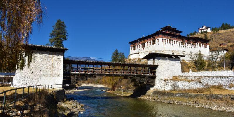 PUNAKHA / PARO