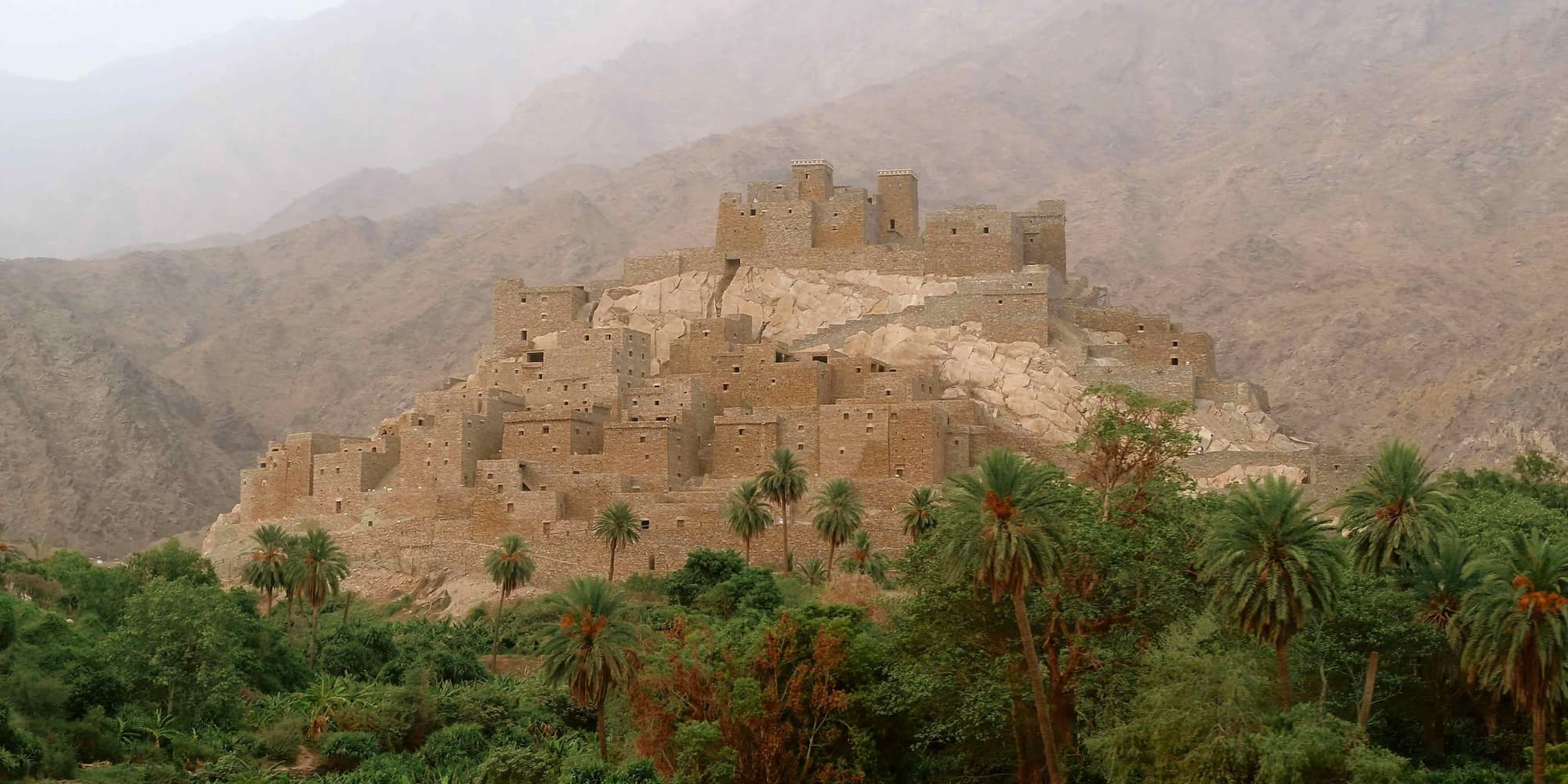 Jour 8 : Abha – Al Bahah (330 Km)