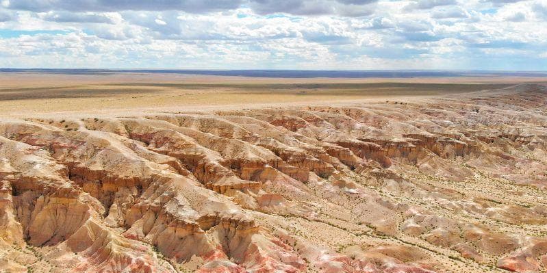 TSAGAAN SUVRAGA/VALLE YOLYN AM