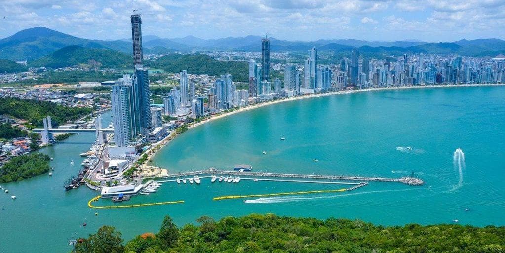 DÍA 6 • CAMBORIU (BRASIL)