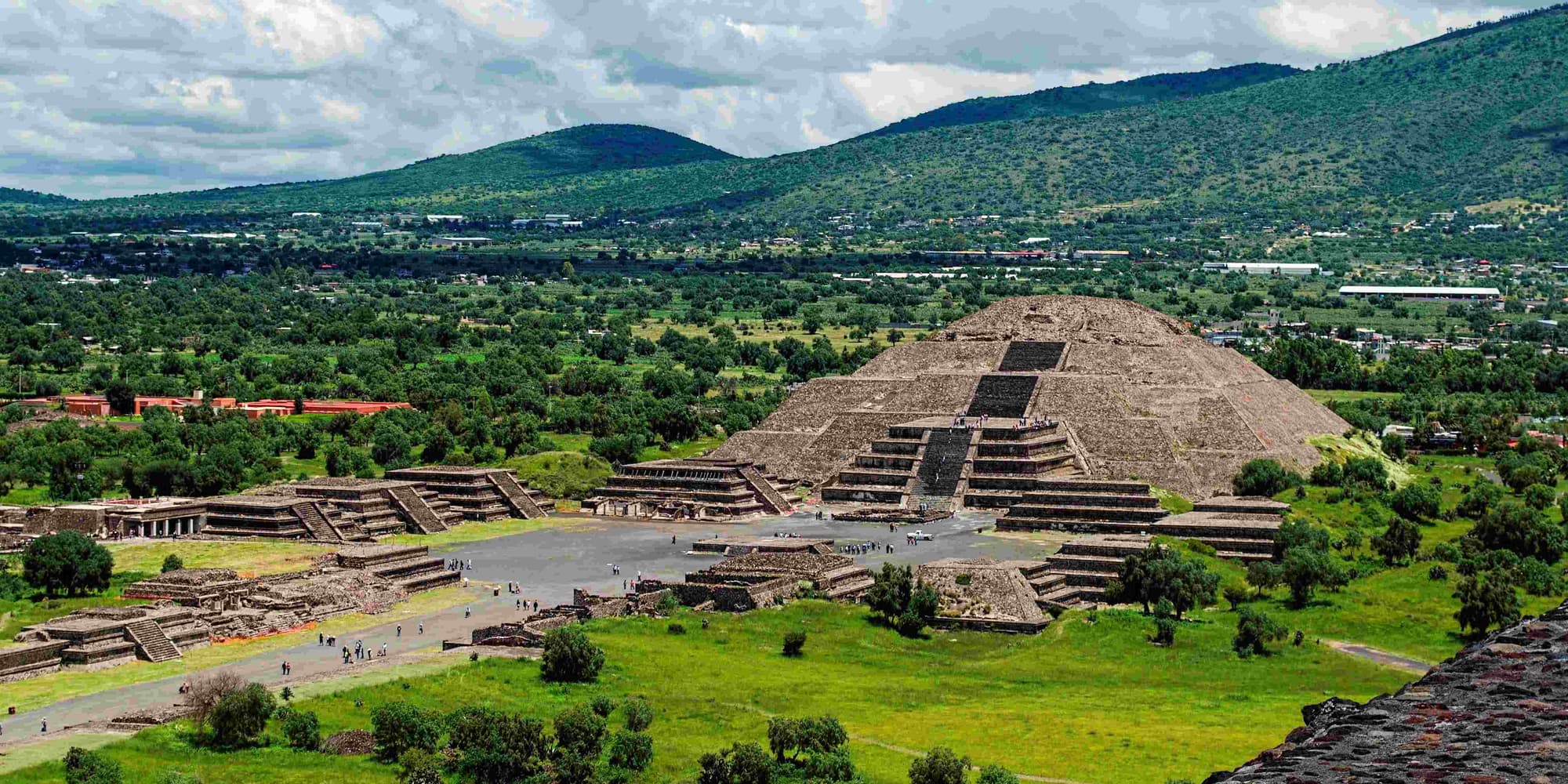 DÍA 03 CIUDAD DE MÉXICO – BASÍLICA + PIRAMIDES   