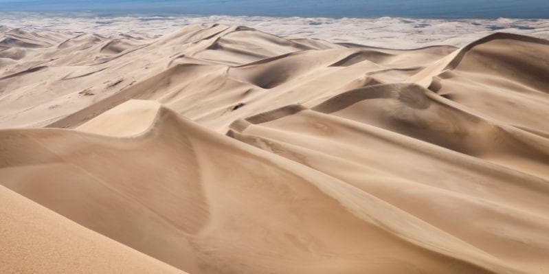 VALLE YOLYN AM/DUNE DI KHONGORYN ELS