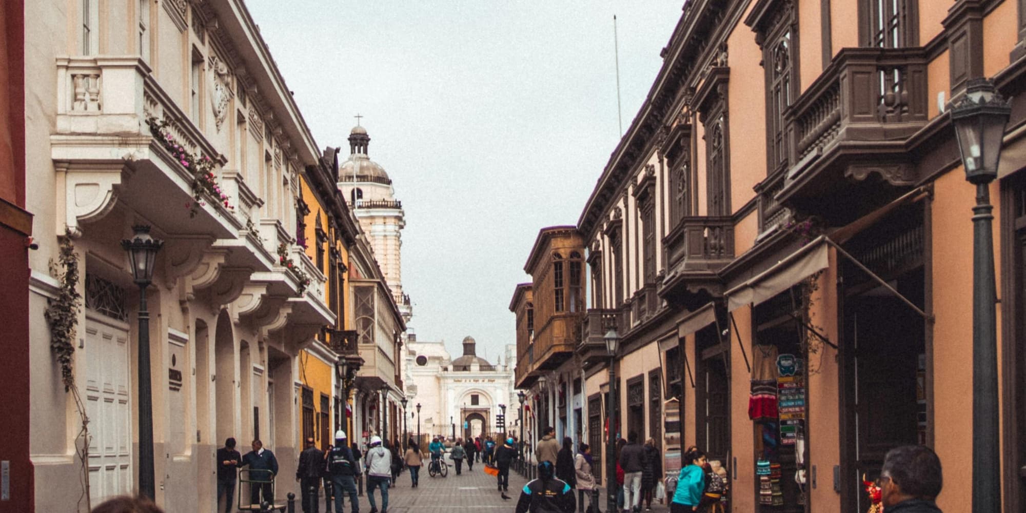 DAY 01 BIENVENIDA A LIMA