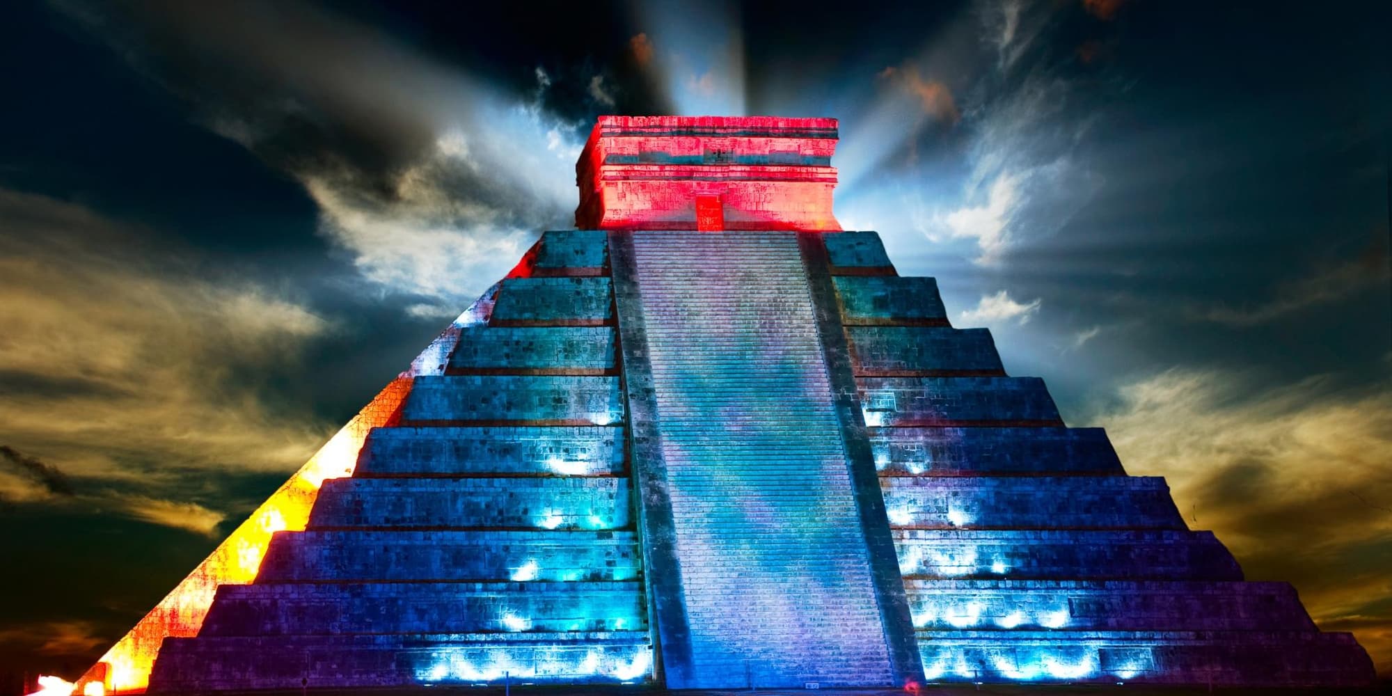Visita a comunidad Maya y espectáculo Chichen Itzá de noche 