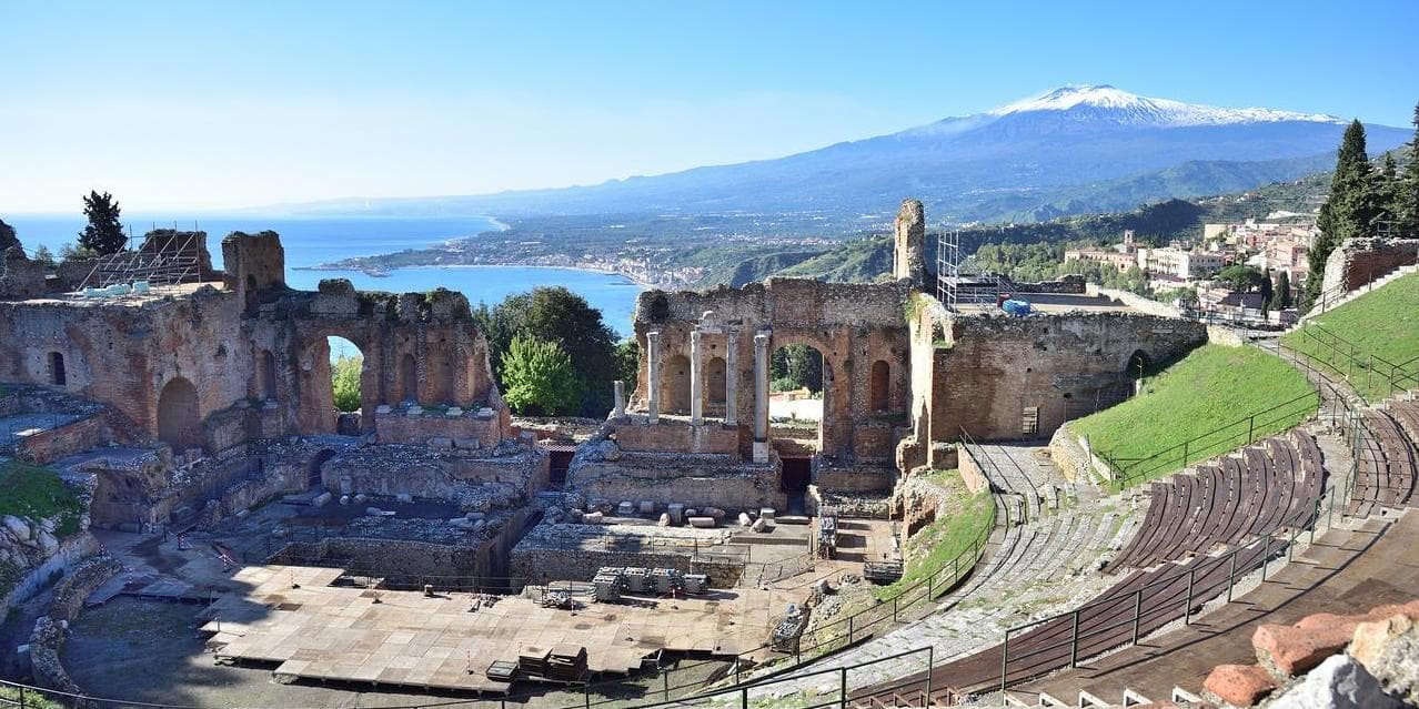 7° Giorno – venerdì: ETNA – TAORMINA (hotel a Catania)