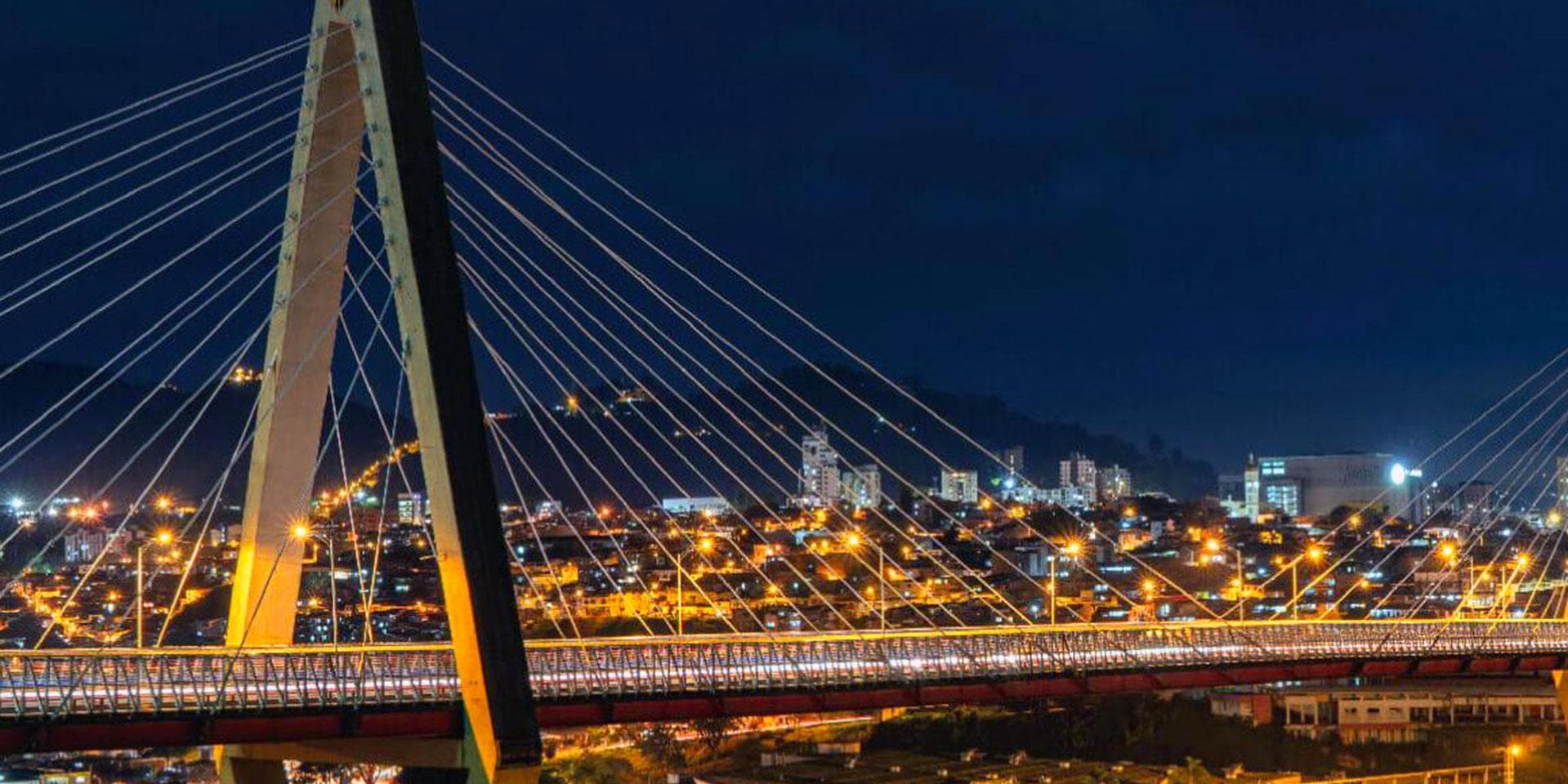 Día 4. Bogotá y Pereira - Traslado de Salida y de Llegada