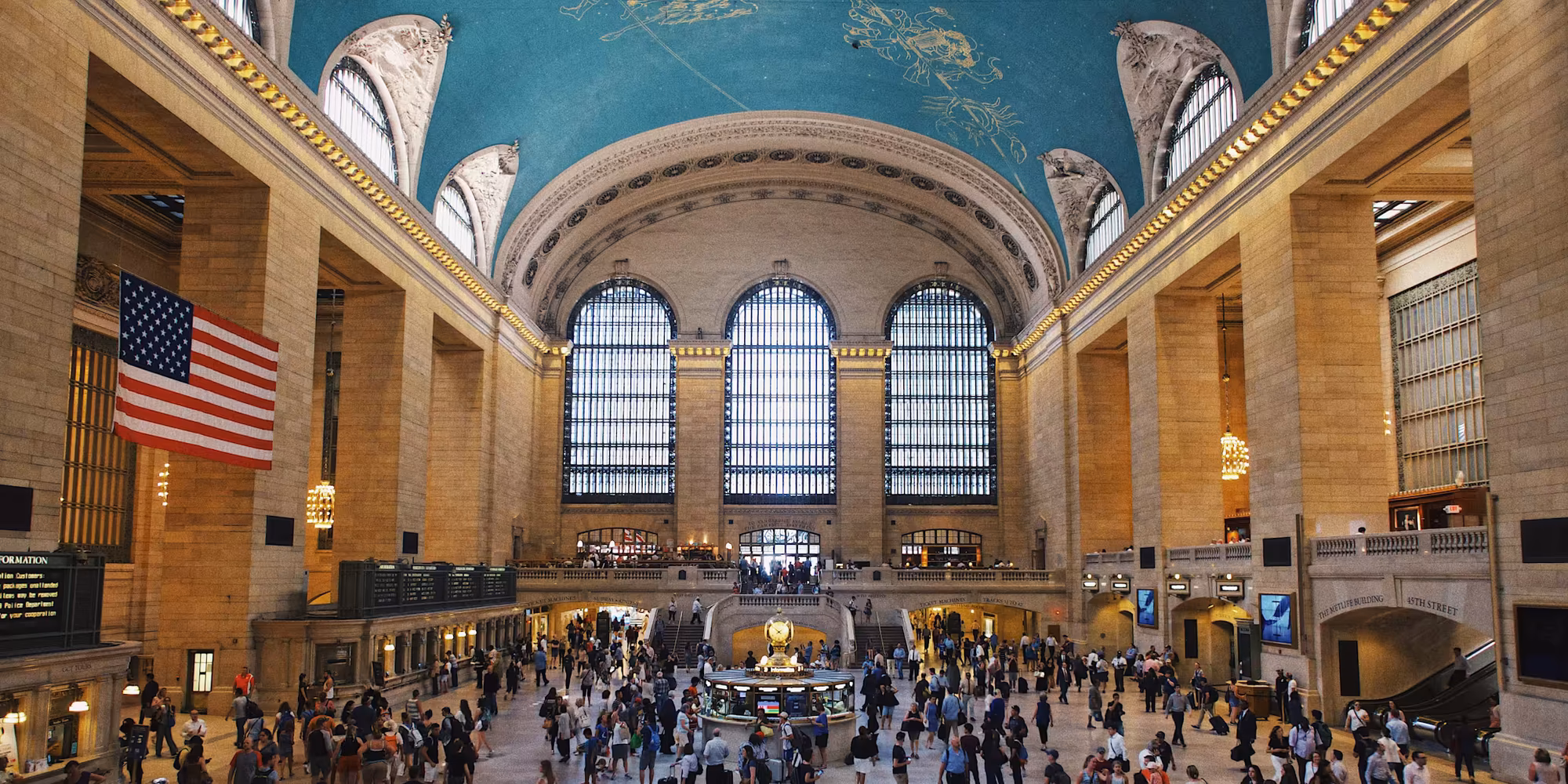 Day 3: New York City - South Manhattan tour, United Nations, Chelsea Market and the new eccentric Hudson Yards district, cruise to the Statue of Liberty - Grand Central station