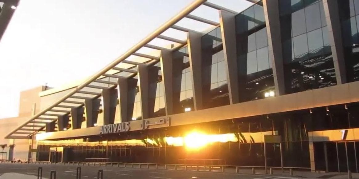 7º Día Aswan / El Cairo (Desayuno)  06/08/2027.