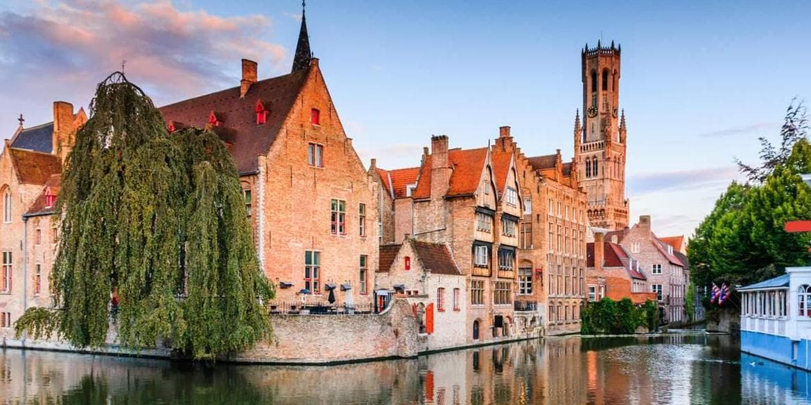 DÍA 7 PARÍS • BRUJAS •ÁMSTERDAM (Sábado)