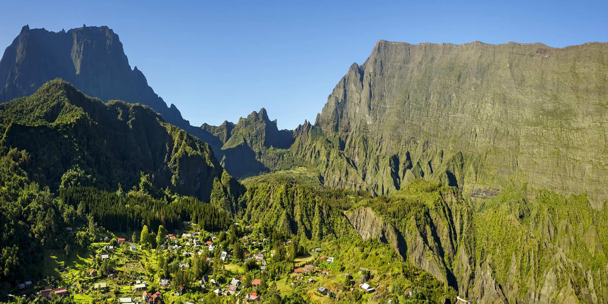 JOUR 3 : Cirque de Salazie – Plaine des Palmistes