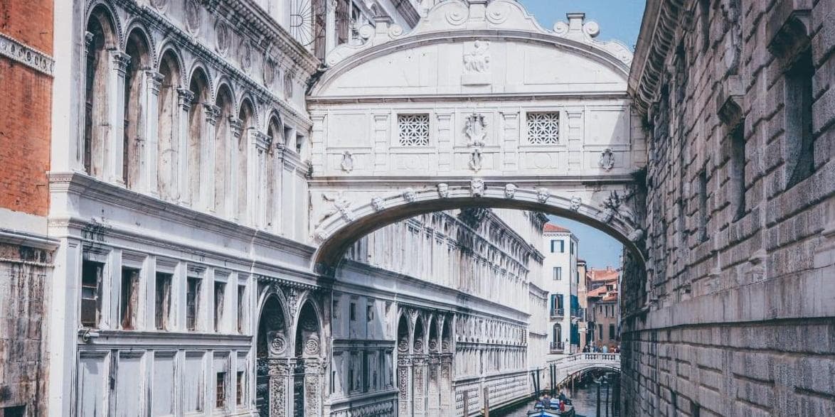 DÍA 12 VENECIA • FLORENCIA (Lunes)