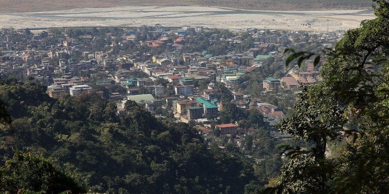 DELHI / BAGDOGRA / PHUENTSHOLING