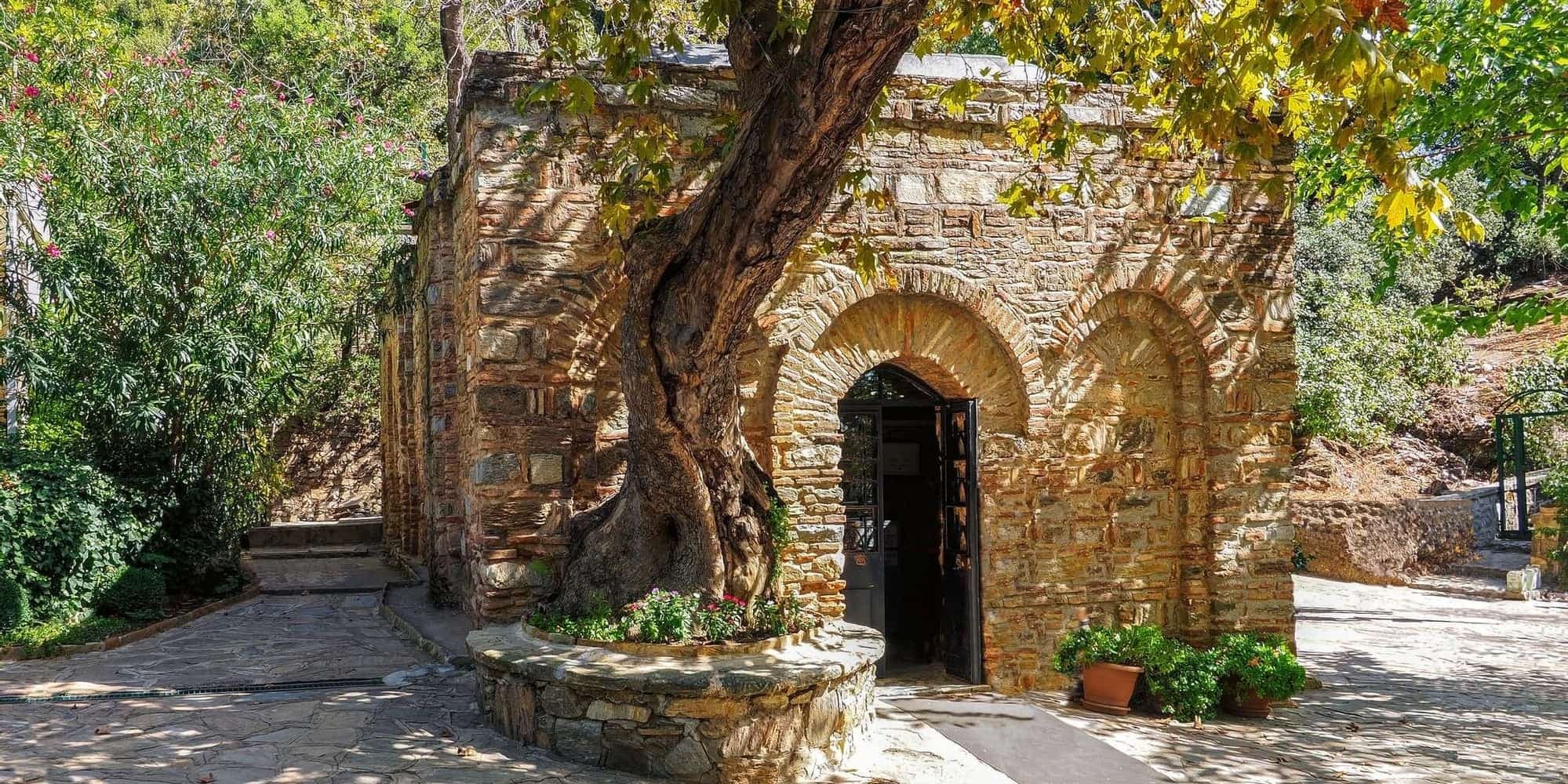 DAY 07 PAMUKKALE - SELCUK - IZMIR/KUSADASI* 