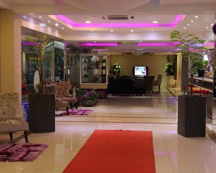 LuxSur Hotel - Ironman, 