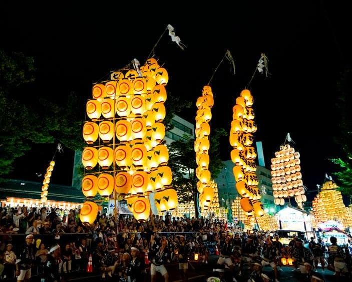 Акѝта, Япония